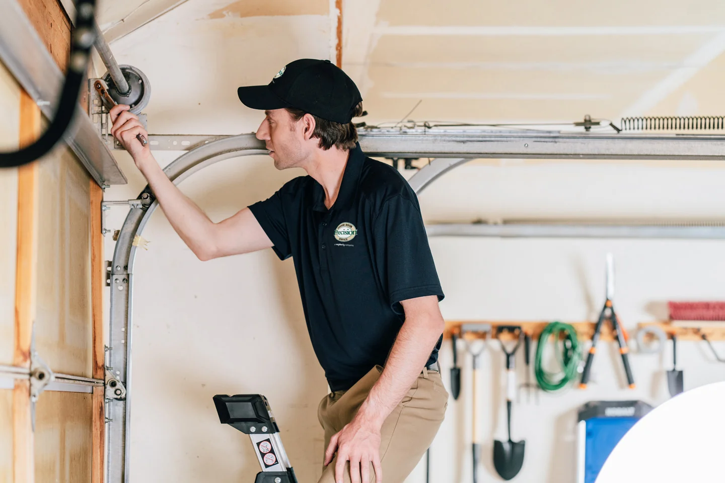 Garage door repair service